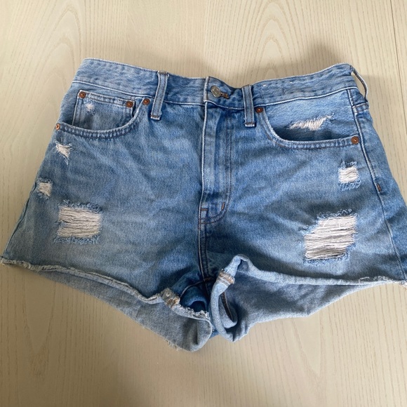 Women’s Madewell Distressed High Rise Relaxed Demon Shorts Size 28 - Picture 1 of 7